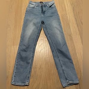 URBAN OUTFITTERS BDG High Rise High Waisted Straight Leg Jeans 25